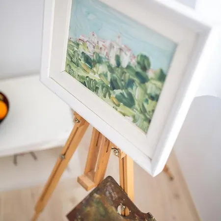 Arte Apartment